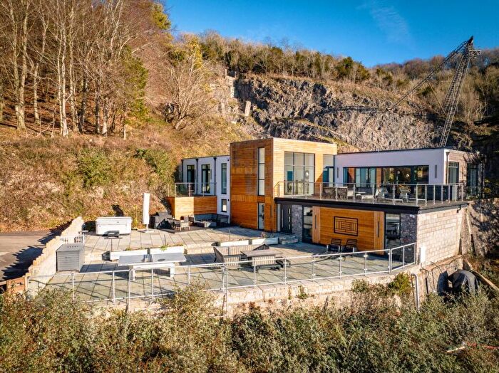 5 Bedroom Detached House For Sale In The Woodlands Estate, Cheddar, BS27