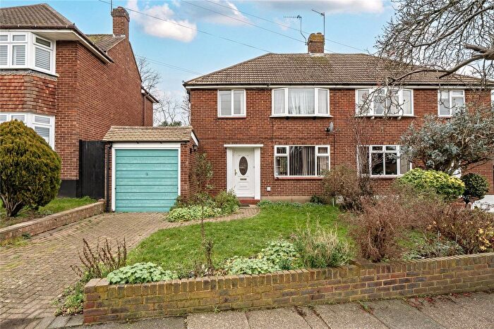 3 Bedroom Semi Detached House For Sale In Tile Farm Road, Orpington, BR6