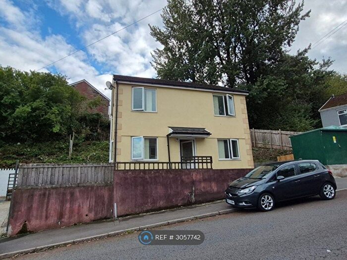 3 Bedroom Detached House To Rent In Cwmbath Road, Swansea, SA6