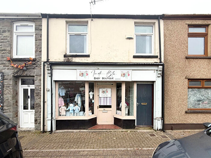 2 Bedroom Flat For Sale In Penrhiwceiber Road, Mountain Ash, CF45