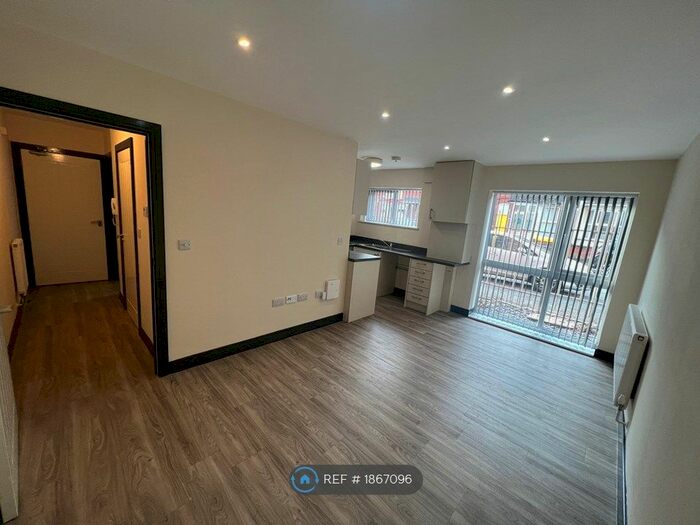 1 Bedroom Flat To Rent In Burgess Road, Leicester, LE2