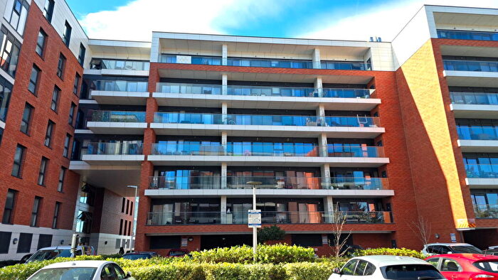 1 Bedroom Apartment For Sale In Southmead House, Kingman Way, Newbury, RG14