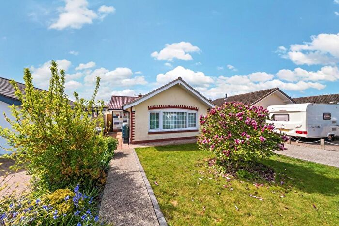 3 Bedroom Detached Bungalow For Sale In Windsor Road, Waterlooville, PO7