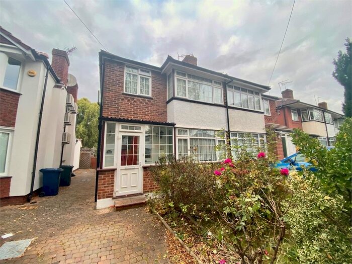 3 Bedroom Semi-Detached House To Rent In Bilton Road, Perivale, Greenford, Greater London UB6