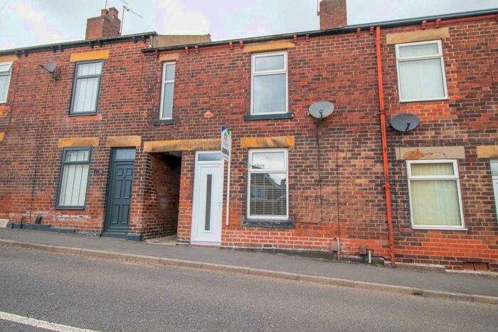 2 Bedroom Terraced House To Rent In Hollinsend Road, Sheffield, S12