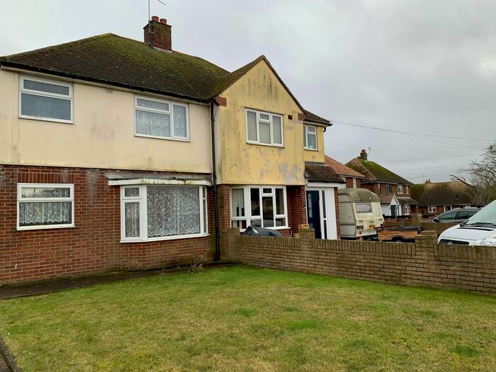 3 Bedroom Semi-Detached House To Rent In Mockett Drive, Broadstairs, CT10