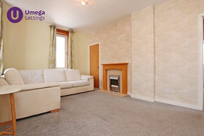 2 Bedroom Apartment To Rent In Whitson Road, Balgreen, Edinburgh, EH11
