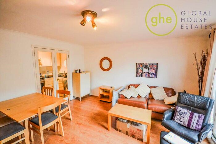 1 Bedroom Flat To Rent In Lockesfiled Place, Isle Of Dogs, London, E14