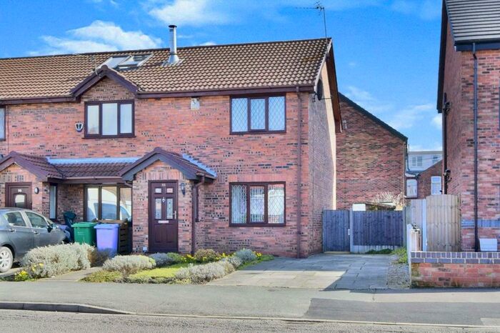 2 Bedroom End Of Terrace House To Rent In Egerton Road North, Manchester, Greater Manchester, M16