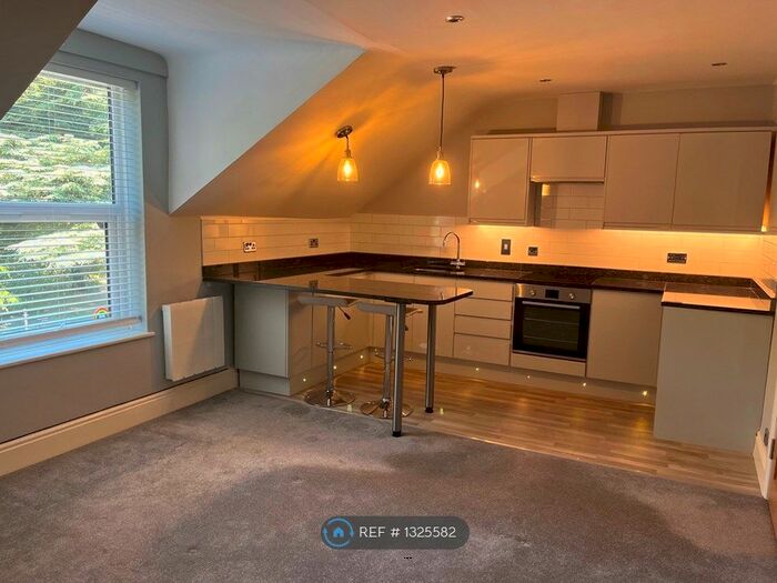 1 Bedroom Flat To Rent In Alcester Road, Stratford Upon Avon, CV37