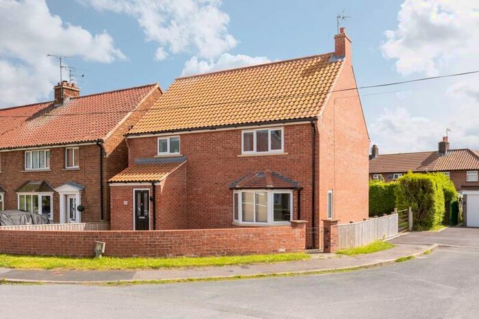 3 Bedroom Detached House For Sale In Valley View, Ampleforth, York, YO62
