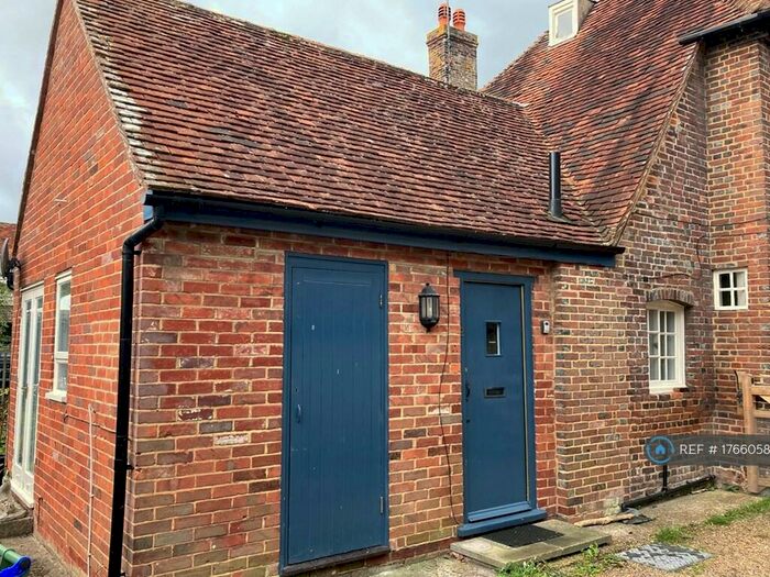 1 Bedroom Flat To Rent In Pear Tree Cottage, Glynde, Lewes, BN8