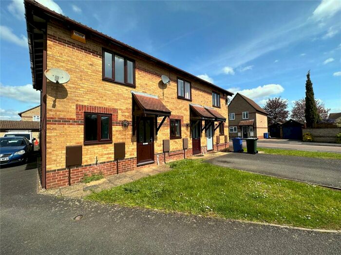 2 Bedroom End Of Terrace House To Rent In Conifer Drive, Bicester, Oxfordshire, OX26