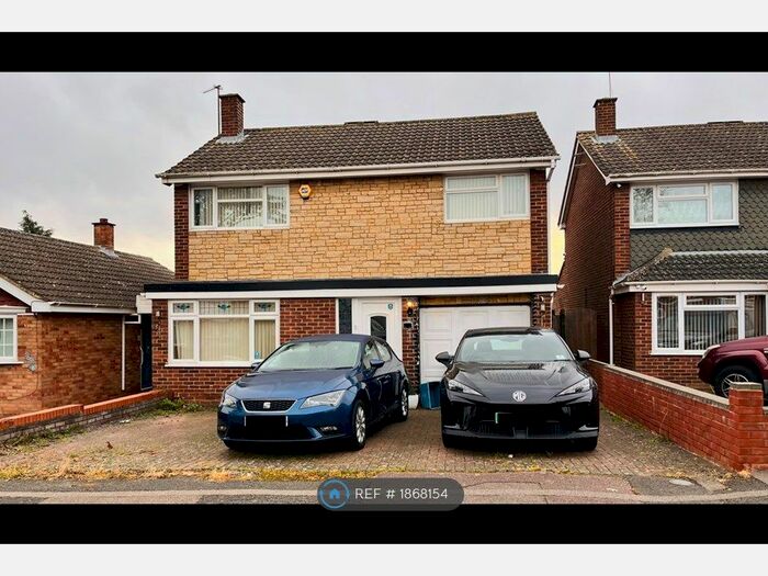 4 Bedroom Detached House To Rent In Bletchley, Milton Keynes, MK3