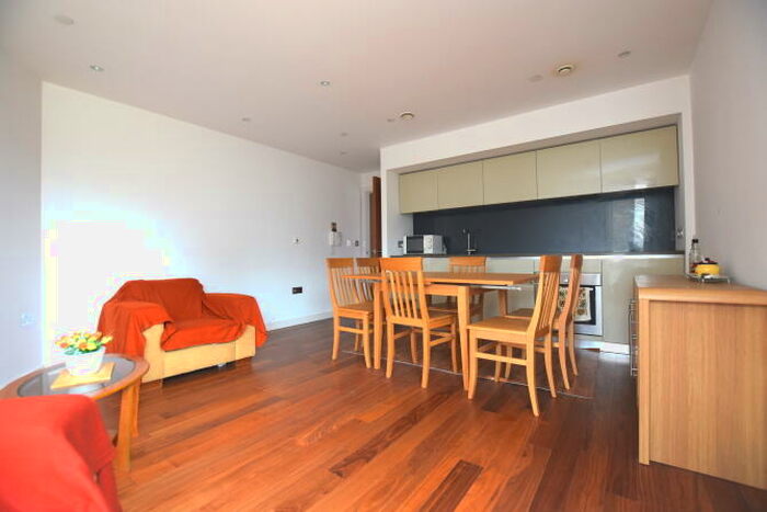 2 Bedroom Apartment To Rent In City Lofts, St. Pauls Square, Sheffield, S1
