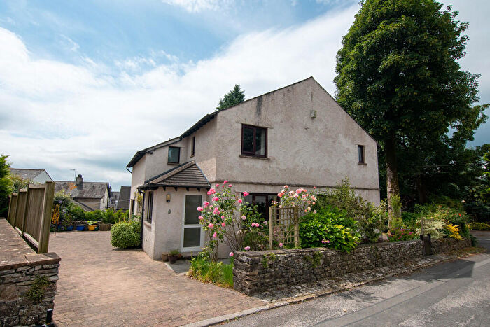 4 Bedroom Detached House For Sale In Church Close, Levens, Kendal, LA8