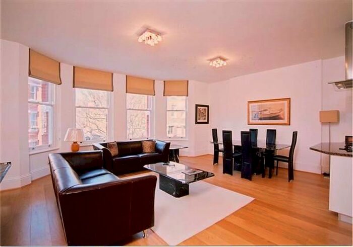 3 Bedroom Flat To Rent In Nevern Mansions, Nevern Square, London, SW5