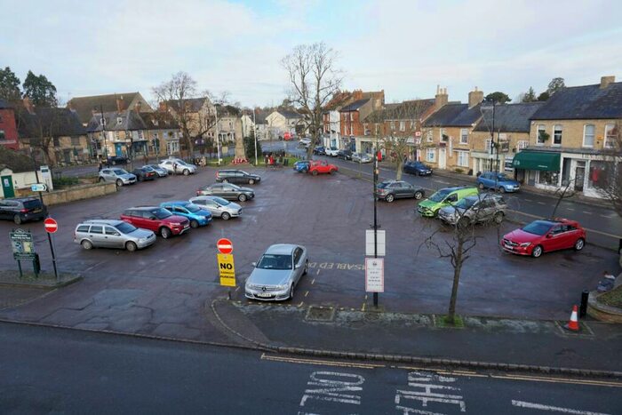 3 Bedroom Apartment To Rent In Market Place, Olney, MK46