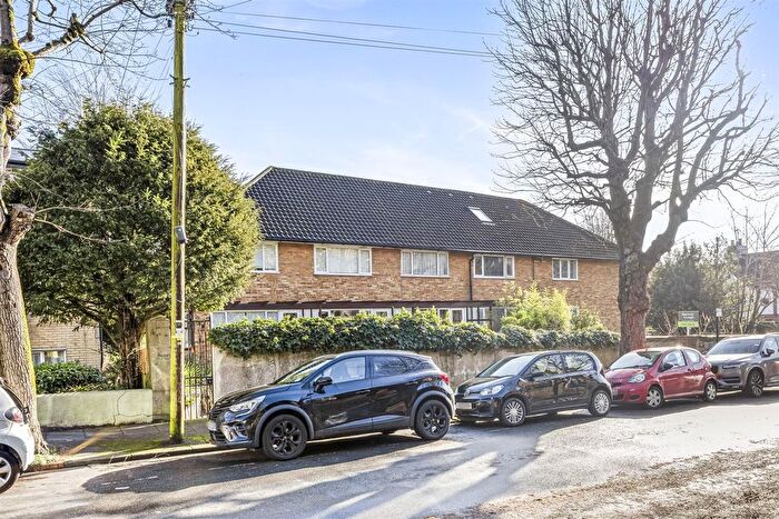 2 Bedroom Flat For Sale In Cumberland Lodge, Cumberland Road, Brighton, BN1