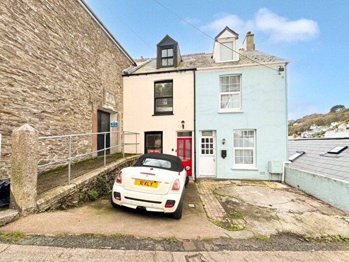 3 Bedroom Maisonette For Sale In Castle Street, Looe, Cornwall, PL13