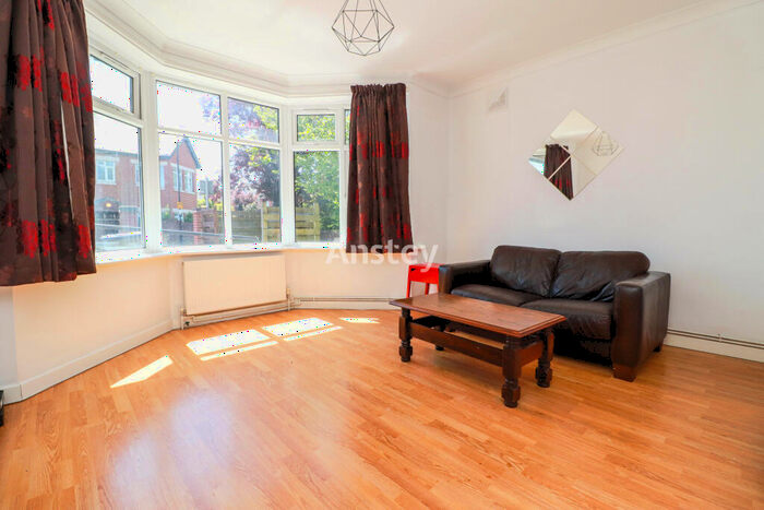 1 Bedroom Flat To Rent In Welbeck Avenue, Southampton, SO17