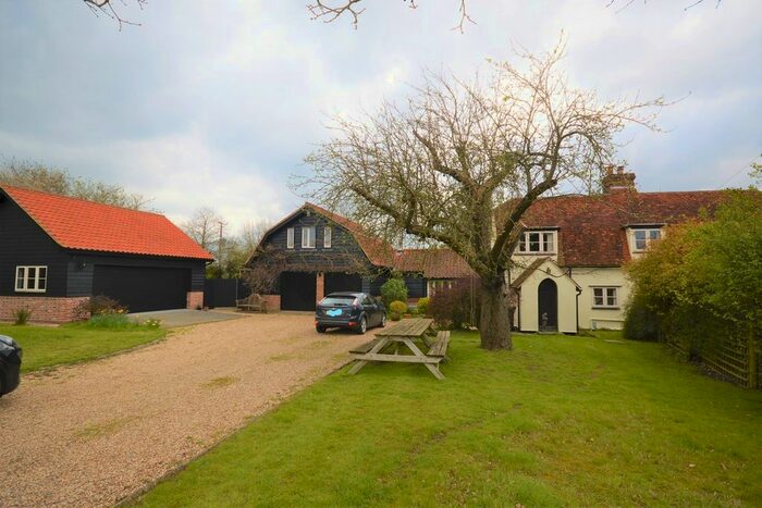4 Bedroom Detached House For Sale In Compasses Road, Pattiswick, Braintree, CM77