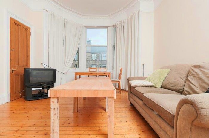 3 Bedroom Flat To Rent In L – Spottiswoode Road, Edinburgh, EH9