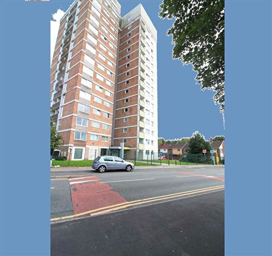 2 Bedroom Flat To Rent In Beech Rise, Roughwood Drive, Kirkby, L33