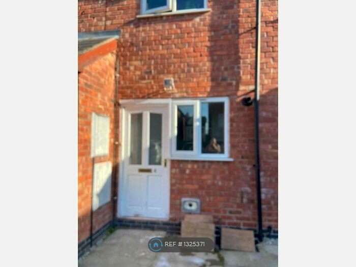 2 Bedroom Flat To Rent In Imperial Mews, Crewe CW2