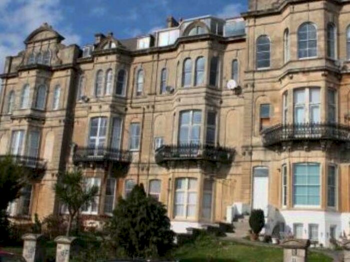 2 Bedroom Flat To Rent In South Road, Weston-Super-Mare, North Somerset, BS23