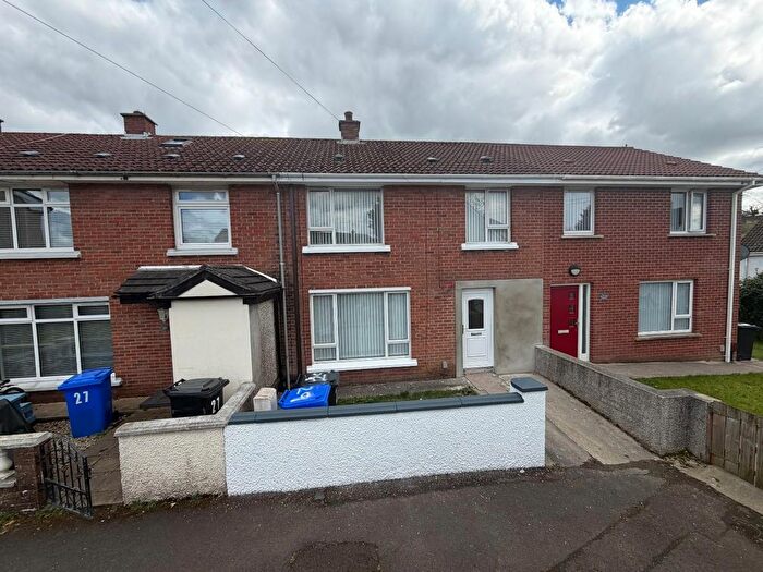 3 Bedroom Terraced House For Sale In Glenside Gardens, Glens, Derry, BT48