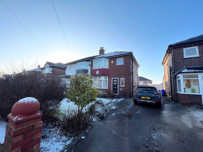 3 Bedroom Semi-Detached House To Rent In Lancaster Road, Salford, M6