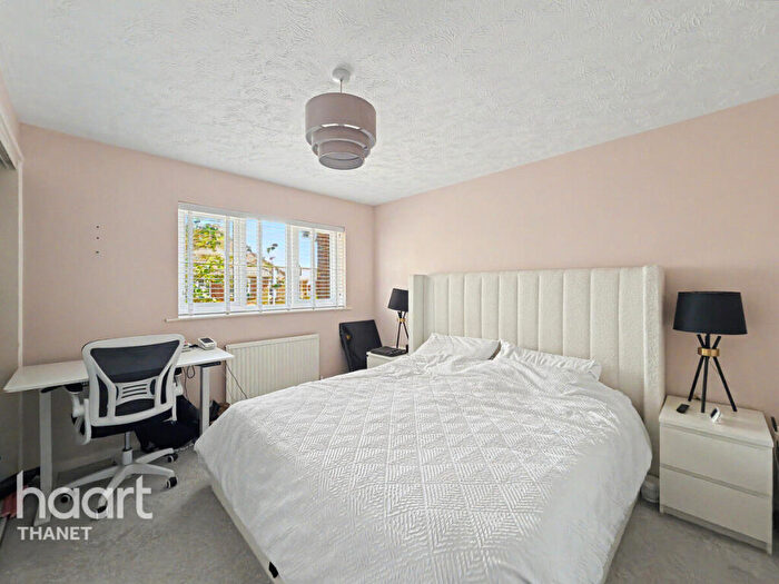 2 Bedroom Terraced House For Sale In Roseacre Court, Margate, CT9
