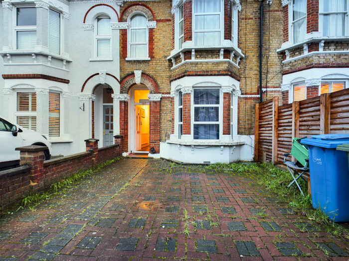 4 Bedroom Terraced House To Rent In Friern Road, Dulwich, SE22
