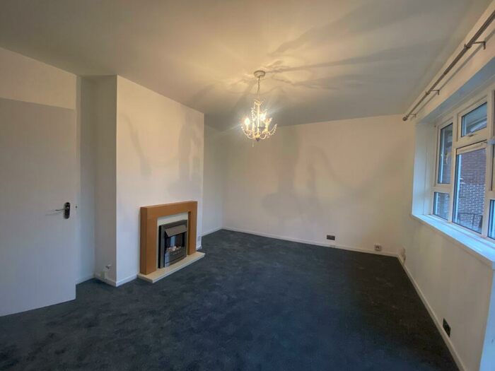 2 Bedroom Apartment To Rent In Eastern Road, Portsmouth, PO3