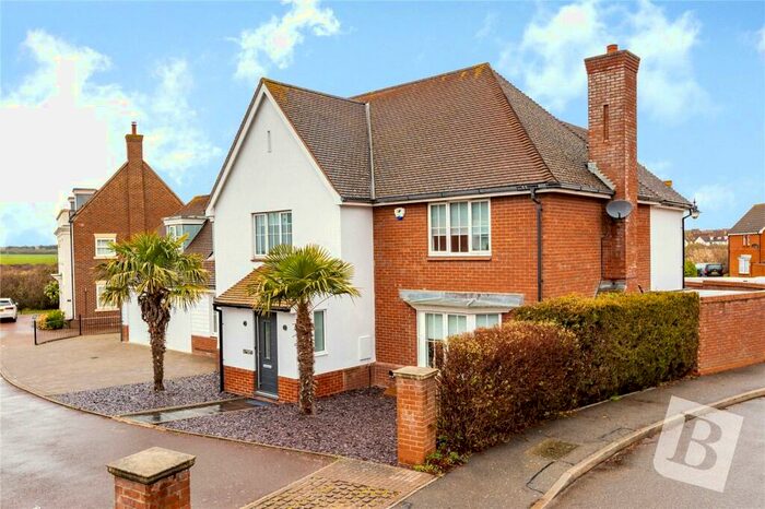 5 Bedroom Detached House To Rent In Mereworth Road, South Woodham Ferrers, Chelmsford, Essex, CM3