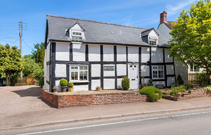 3 Bedroom Detached House For Sale In The Village, Dymock, GL18