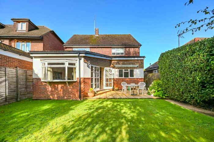 3 Bedroom Detached House To Rent In Imperial Road, Windsor, SL4