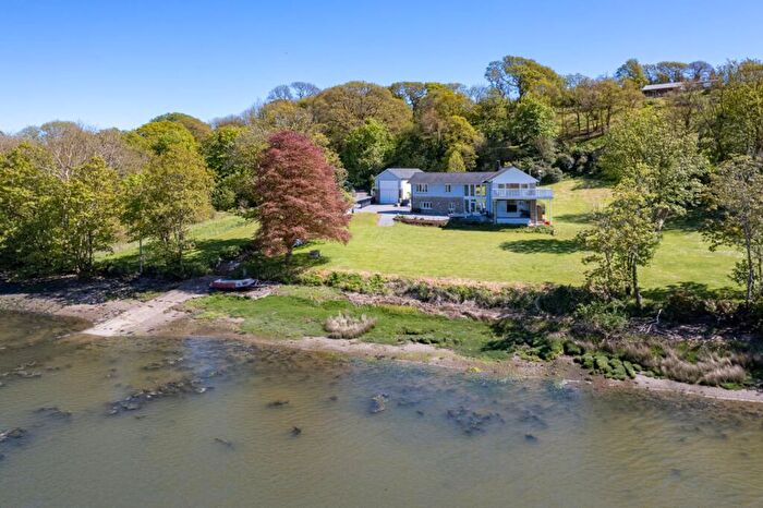 5 Bedroom Detached House For Sale In Cosheston, Pembroke Dock, SA72