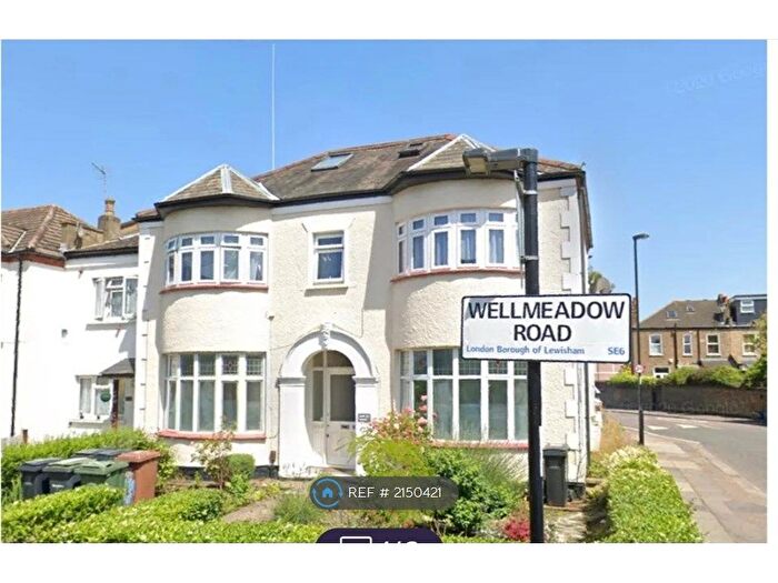 2 Bedroom Flat To Rent In Wellmeadow Road, Catford, SE6