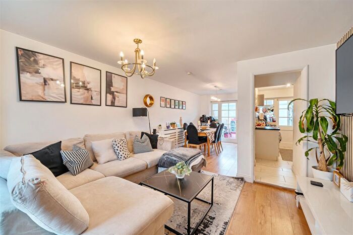 3 Bedroom Terraced House For Sale In Barbican Road, Greenford, UB6