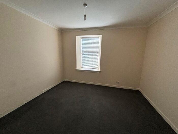 1 Bedroom Flat To Rent In Main Street, Newmilns, KA16