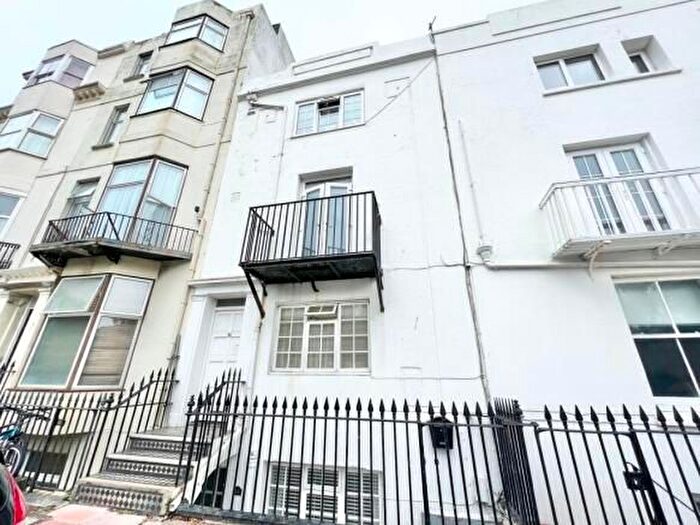 1 Bedroom Flat To Rent In Russell Square, Brighton, BN1