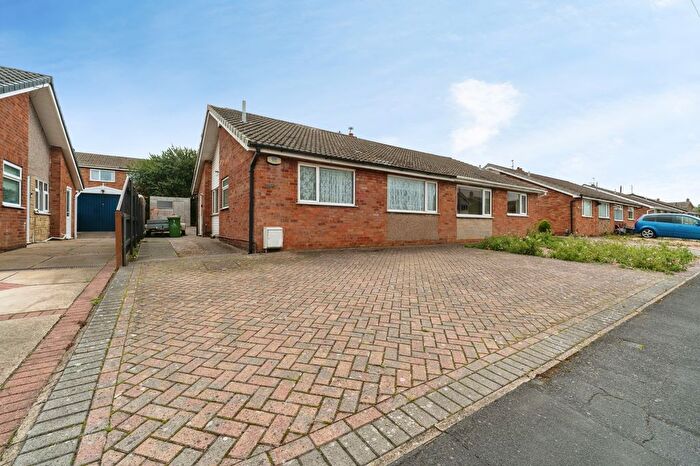 4 Bedroom Semi-Detached House For Sale In Ainsworth Road, Immingham, DN40