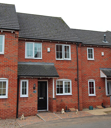 3 Bedroom Terraced House To Rent In Overseal, DE12