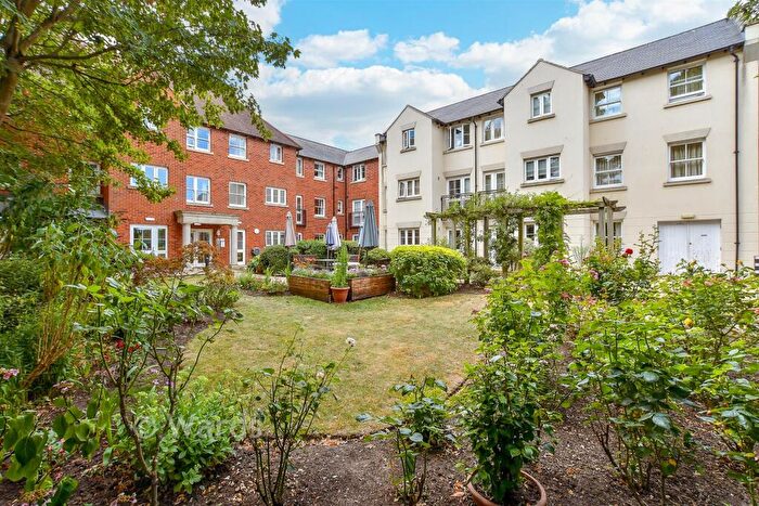 2 Bedroom Apartment For Sale In Roper Road, Canterbury, Kent, CT2