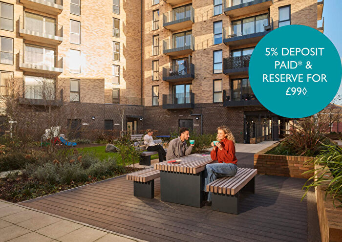 1 Bedroom Apartment For Sale In Manford Way Ilford, IG7