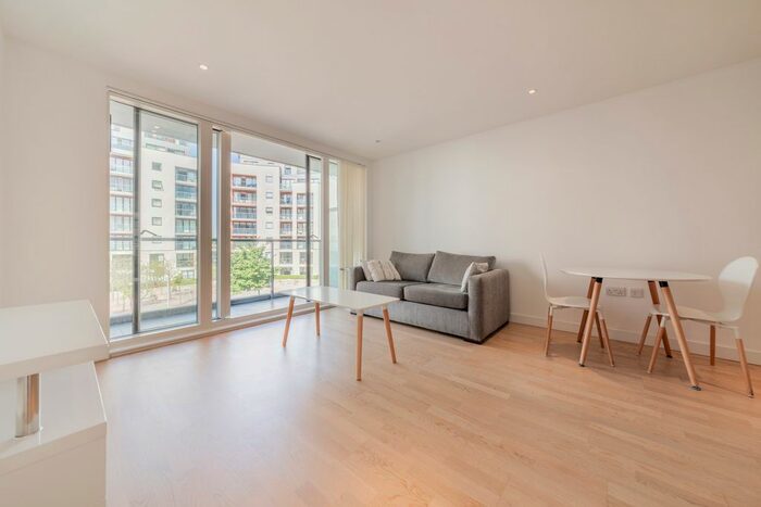 1 Bedroom Flat To Rent In Francis House, Pump House Crescent, Kew, Brentford, TW8