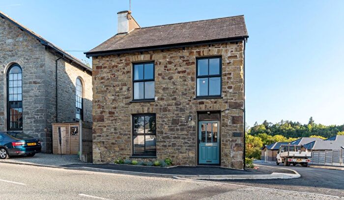 3 Bedroom Semi-Detached House For Sale In Brynawen, Llanarth, SA47