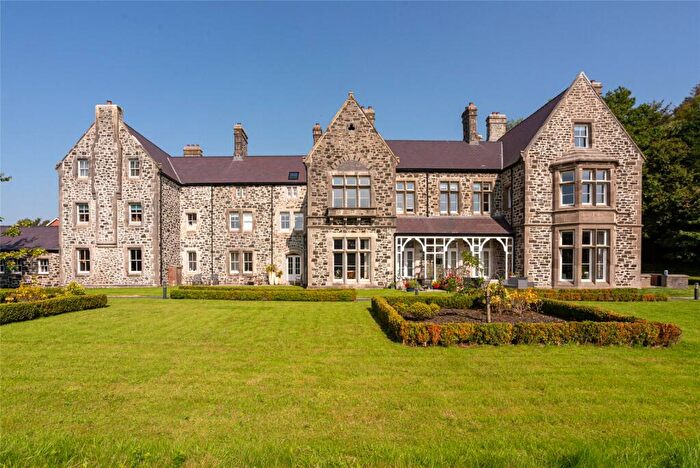 2 Bedroom Apartment For Sale In Plas Y Coed, Bangor, Gwynedd, LL57